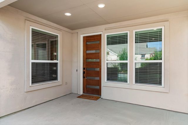 109 Francesco LN 40, Dripping Springs, TX 78620