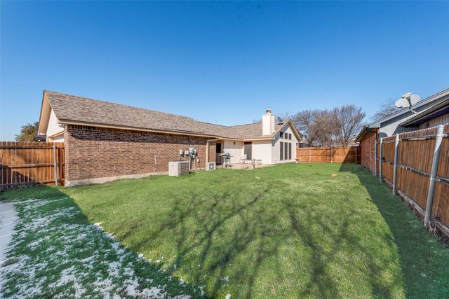 4716 Jasmine Drive, Fort Worth, TX 76137