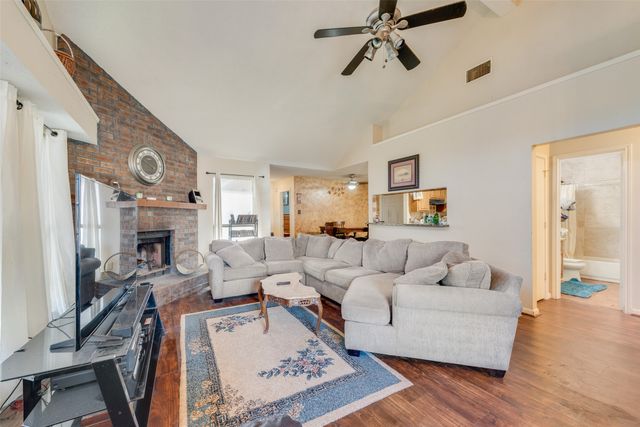 4716 Jasmine Drive, Fort Worth, TX 76137