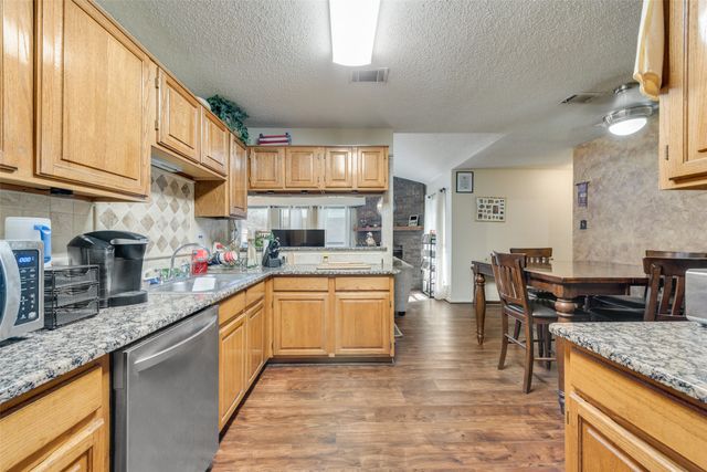 4716 Jasmine Drive, Fort Worth, TX 76137