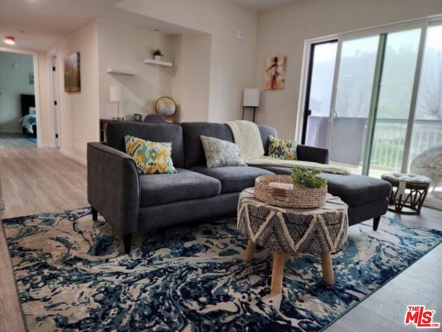767 N Ave 50 202, Los Angeles, CA 90042