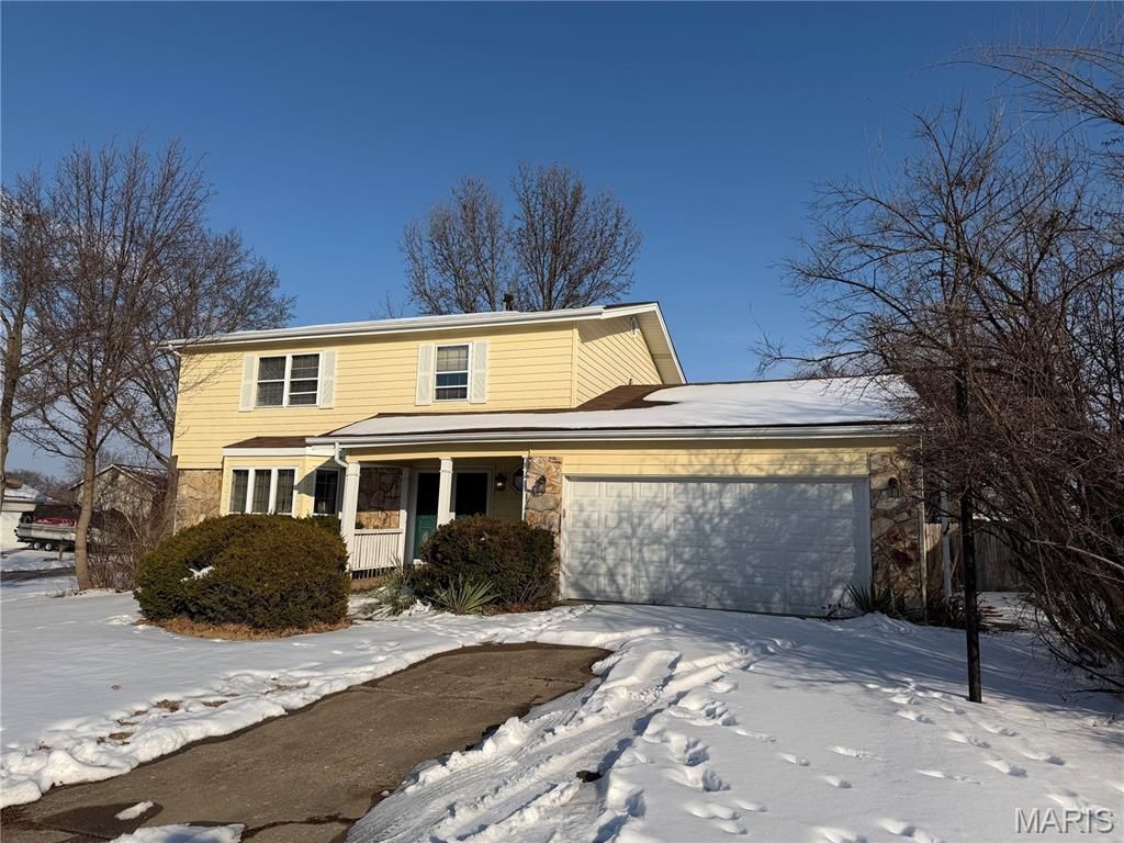 832 Summerview Drive, St Charles, MO 63304