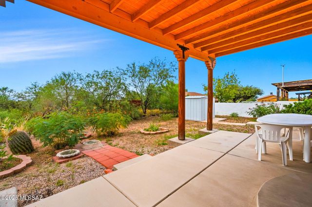 116 S Charleston Avenue, Corona De Tucson, AZ 85641