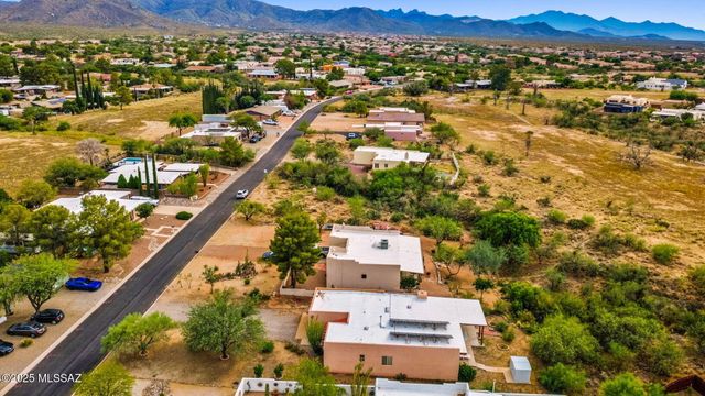116 S Charleston Avenue, Corona De Tucson, AZ 85641