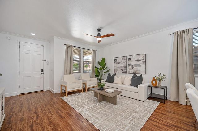 8832 Marlin Seas Ct, Sacramento, CA 95828