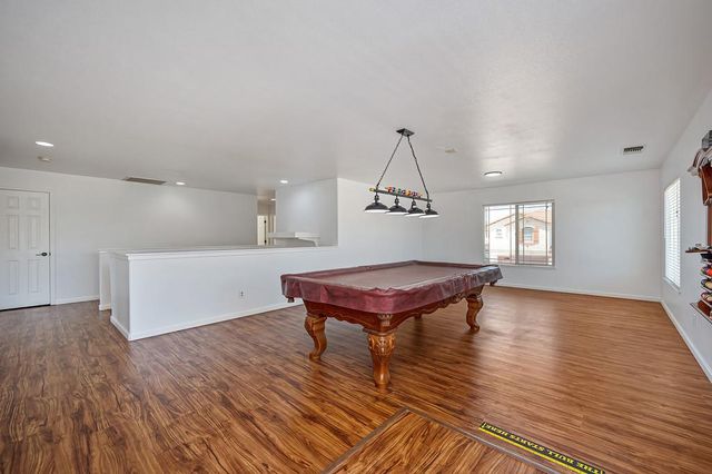 8832 Marlin Seas Ct, Sacramento, CA 95828