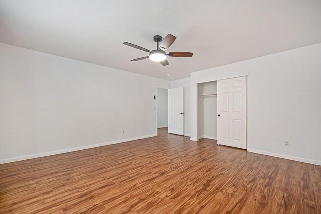 8832 Marlin Seas Ct, Sacramento, CA 95828