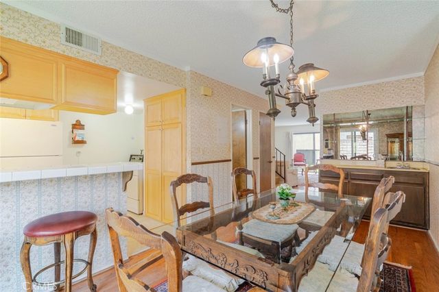 4136 Ocean View Boulevard, Montrose, CA 91020