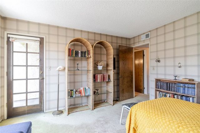 4136 Ocean View Boulevard, Montrose, CA 91020