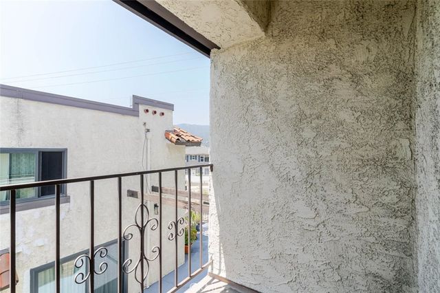 4136 Ocean View Boulevard, Montrose, CA 91020
