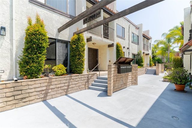 4136 Ocean View Boulevard, Montrose, CA 91020