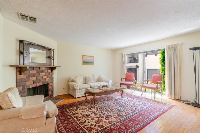 4136 Ocean View Boulevard, Montrose, CA 91020