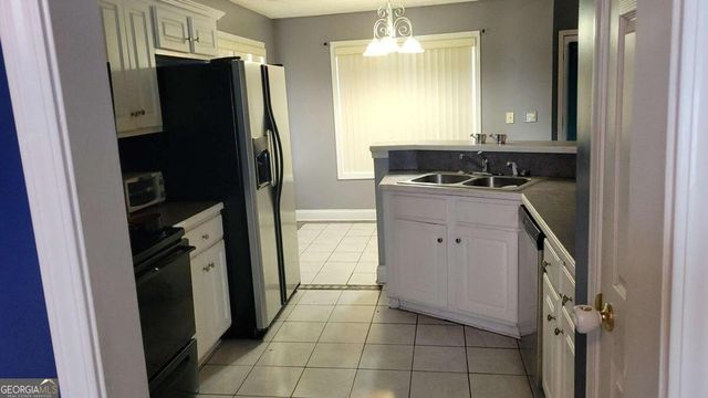 25 Shady Oaks Trail, Covington, GA 30016