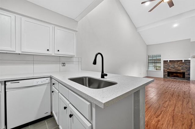 3143 Windchase Boulevard 785, Houston, TX 77082