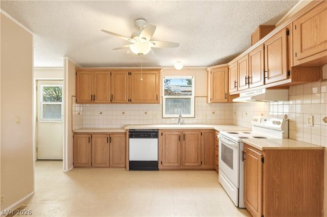 211 Kite Street, Pahrump, NV 89048