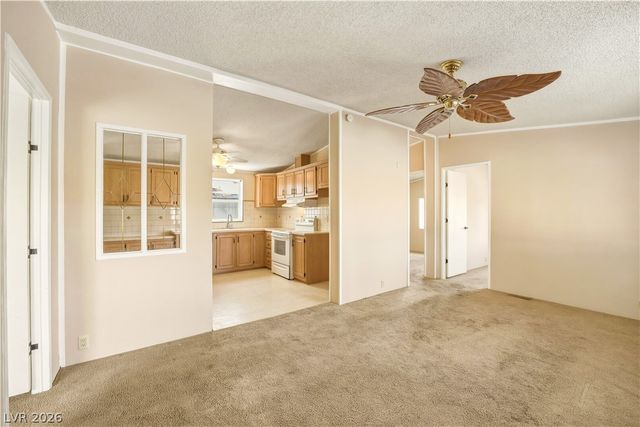 211 Kite Street, Pahrump, NV 89048