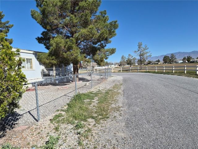 211 Kite Street, Pahrump, NV 89048