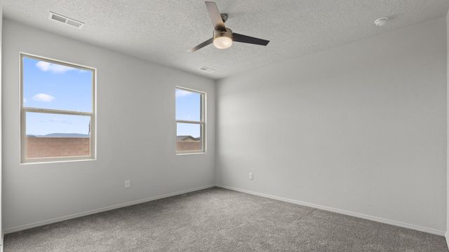 4053 Estrella Noche, Santa Fe, NM 87507