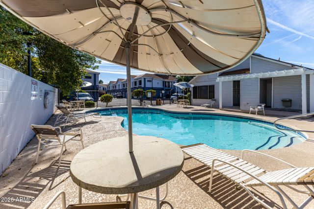 8888 N 47TH Avenue 117, Glendale, AZ 85302