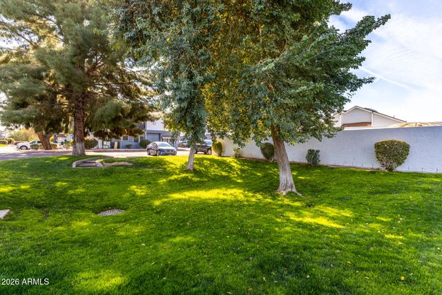 8888 N 47TH Avenue 117, Glendale, AZ 85302