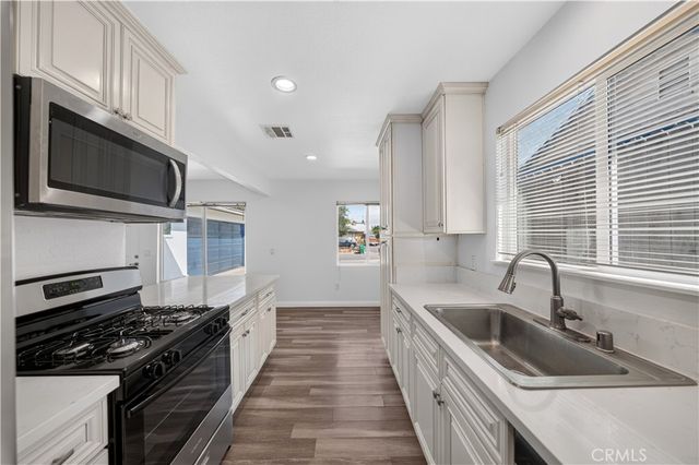 618 Pearlanna, San Dimas, CA 91773