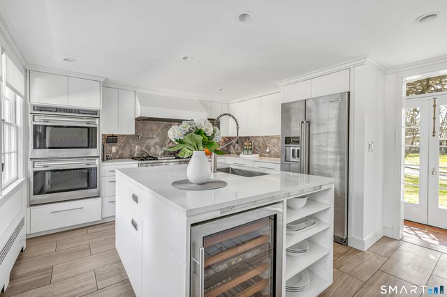 200 Jackman Avenue, Fairfield, CT 06825