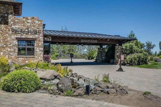 Canyon View Loop Lot #168, Bend, OR 97701