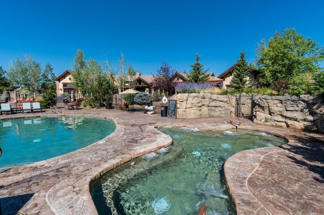 Canyon View Loop Lot #168, Bend, OR 97701