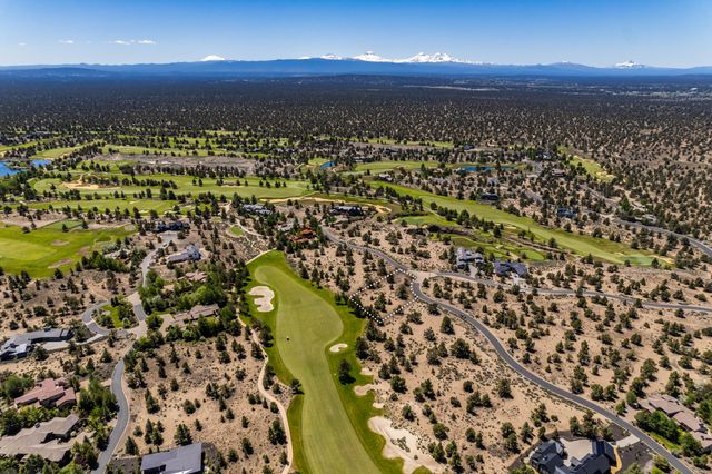 Canyon View Loop Lot #168, Bend, OR 97701