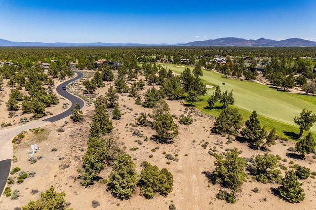 Canyon View Loop Lot #168, Bend, OR 97701