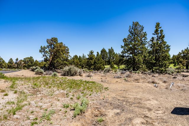 Canyon View Loop Lot #168, Bend, OR 97701