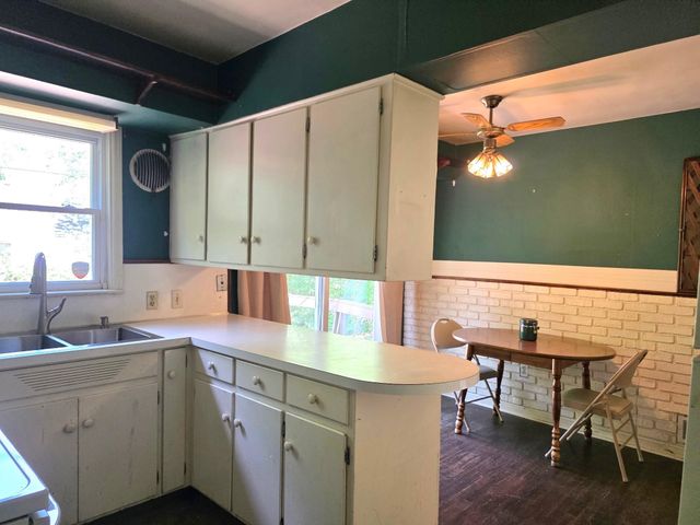 725 Freemont Street, Flint, MI 48504