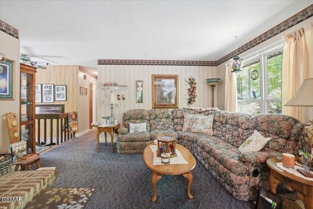 2931 Mountain Boulevard, Sevierville, TN 37876