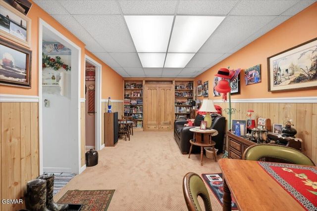 2931 Mountain Boulevard, Sevierville, TN 37876