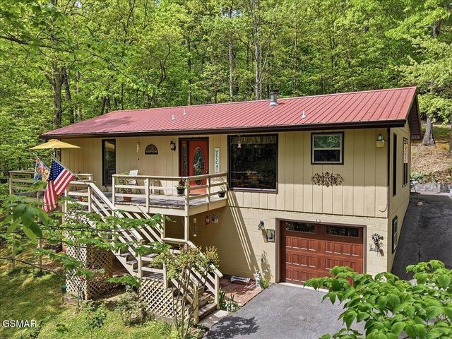 2931 Mountain Boulevard, Sevierville, TN 37876