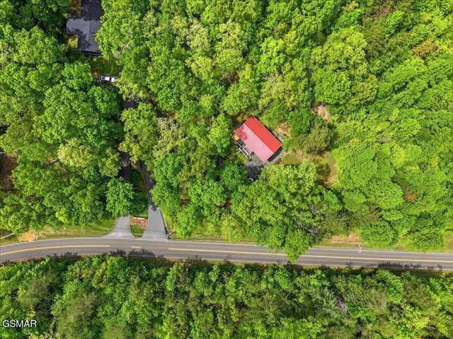 2931 Mountain Boulevard, Sevierville, TN 37876