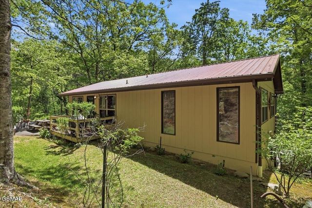 2931 Mountain Boulevard, Sevierville, TN 37876