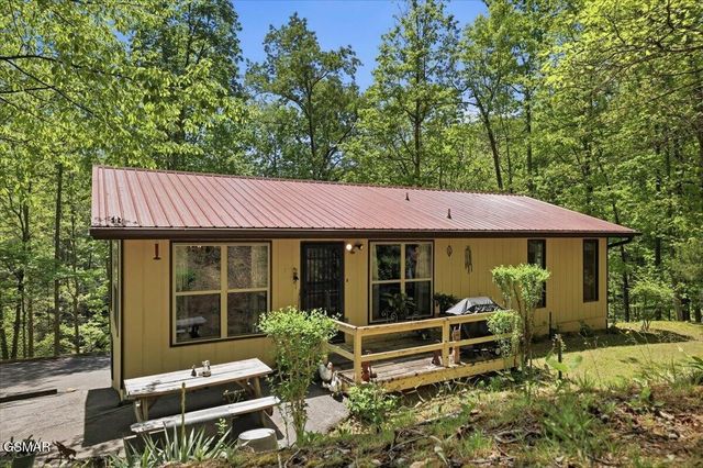 2931 Mountain Boulevard, Sevierville, TN 37876