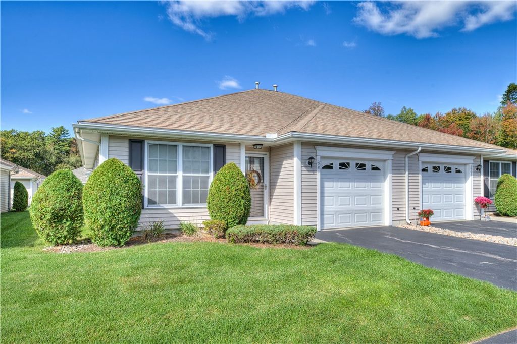 1901 Village Green Circle, Coventry, RI 02816