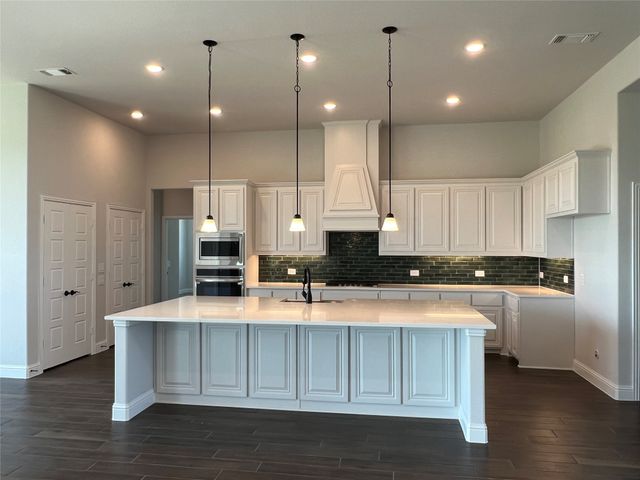 2108 Charters Circle, Nevada, TX 75173