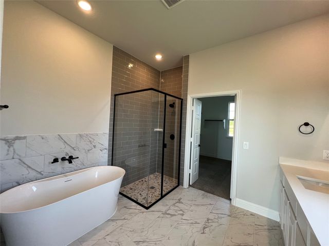 2108 Charters Circle, Nevada, TX 75173