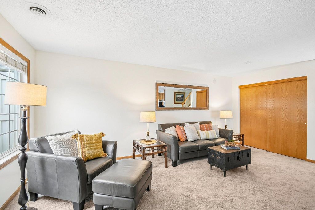15758 Flackwood Trail, Apple Valley, MN 55124 — photo 2