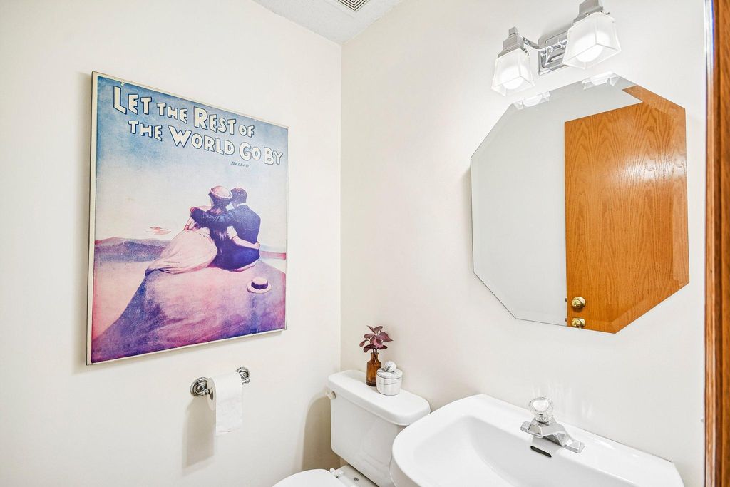 15758 Flackwood Trail, Apple Valley, MN 55124 — photo 5