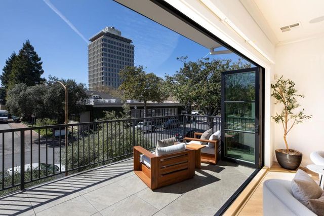 519 Webster Street, Palo Alto, CA 94301