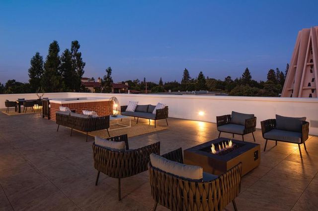 519 Webster Street, Palo Alto, CA 94301