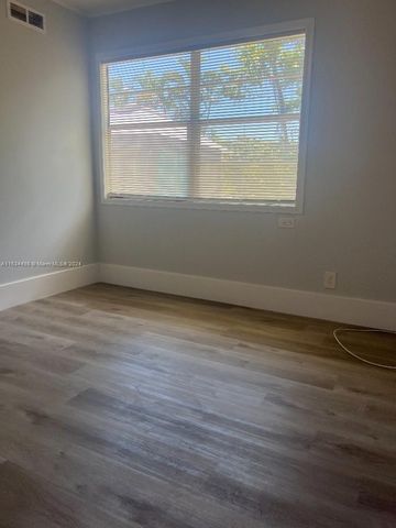 754 Date Palm Drive B-1, Lake Park, FL 33403