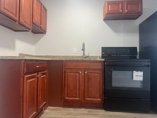 754 Date Palm Drive B-1, Lake Park, FL 33403