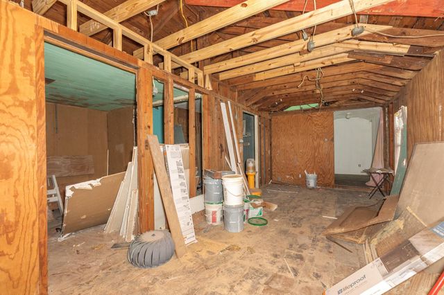 1130 W 8th Street, Freeport, TX 77541