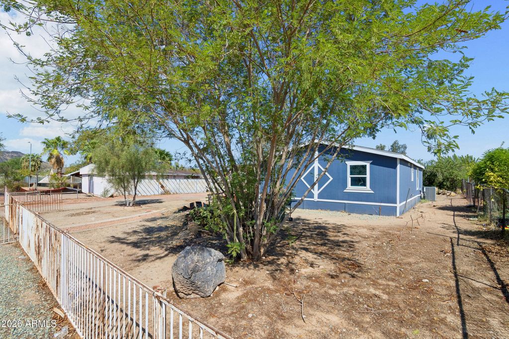 3820 W LONE CACTUS Drive, Glendale, AZ 85308 — exterior