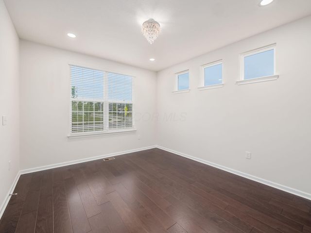 4281 Scotts Way, Shawnee Hills, OH 43065